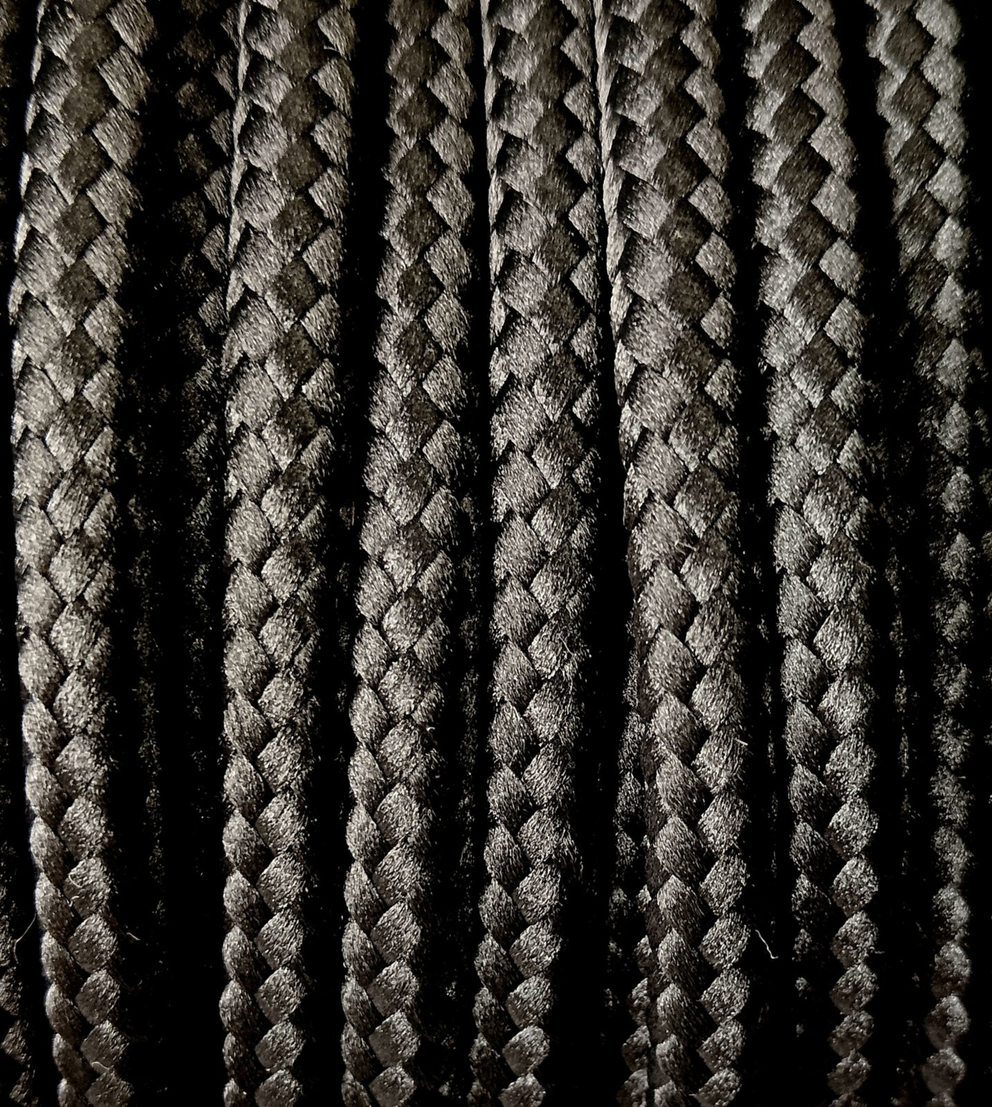 Paracord 8mm NEGRO
